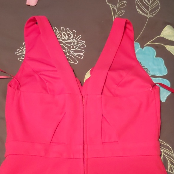 Light fucia mini cocktail dress - Picture 3 of 6